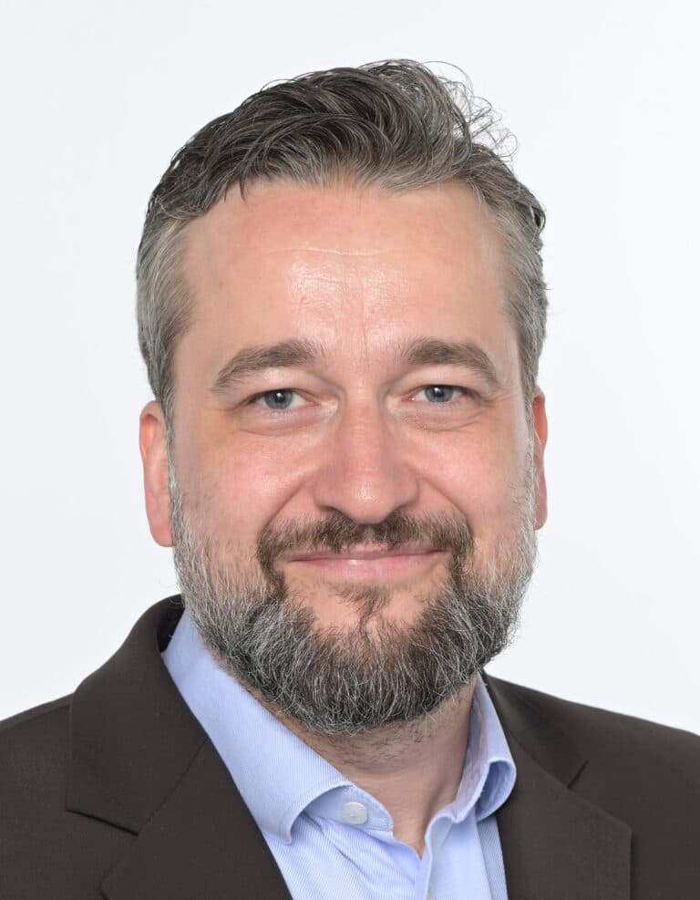 Ľuboš Blaha: Píše list Leyenovej – pomôžme Kube