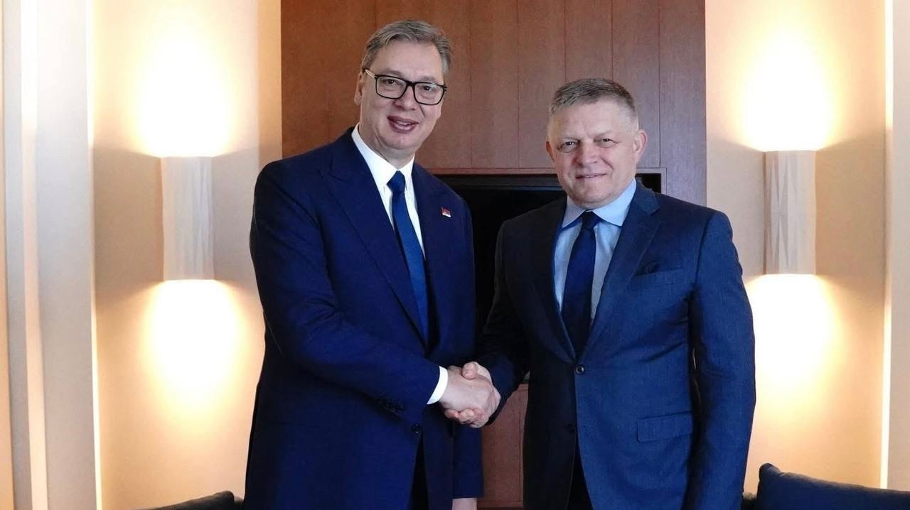 R. Fico odcestoval do Čiernej Hory na samit EÚ