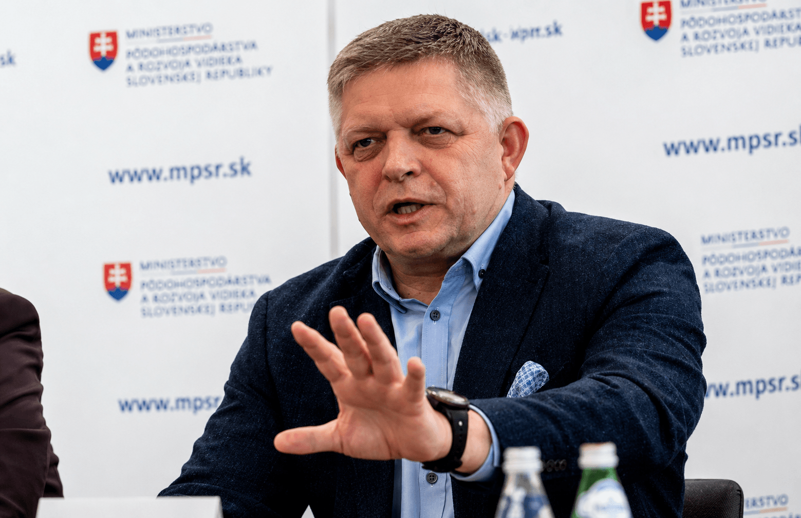 R. Fico: Ak pôjdu odvolávať Gašpara, navrhneme odvolanie Dubéciho